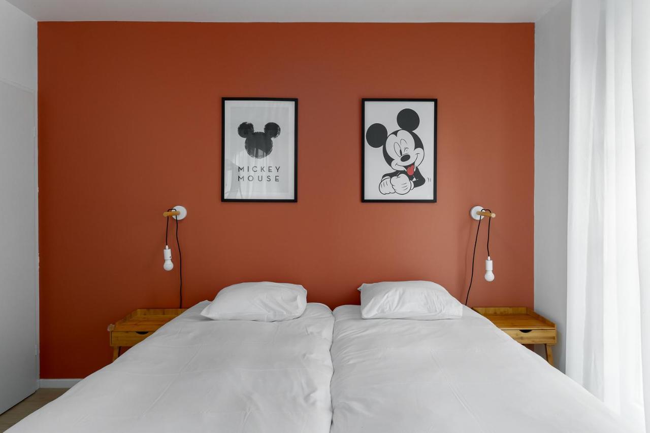 Apartment 2 Bedroomed Near Disneyland Paris With Garden Parking At Serris Esterno foto