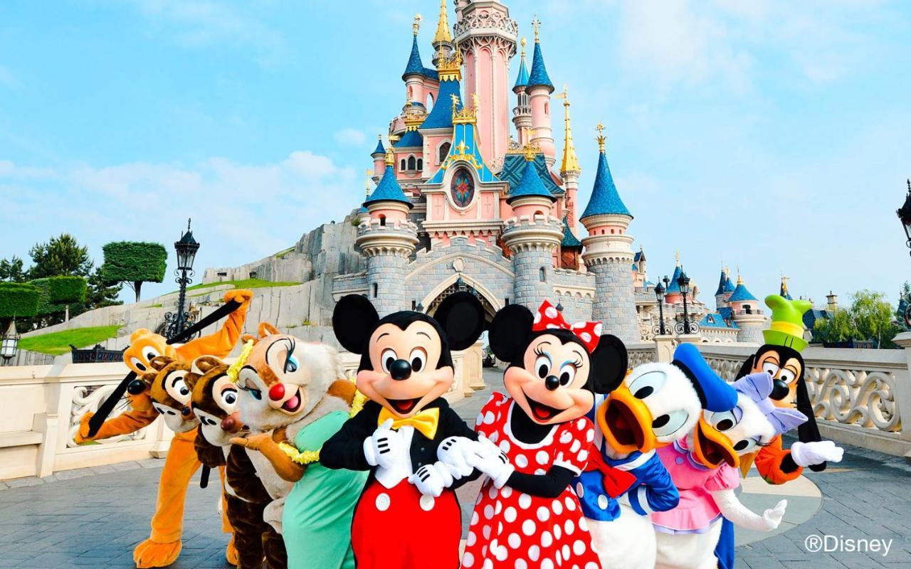 Apartment 2 Bedroomed Near Disneyland Paris With Garden Parking At Serris Esterno foto